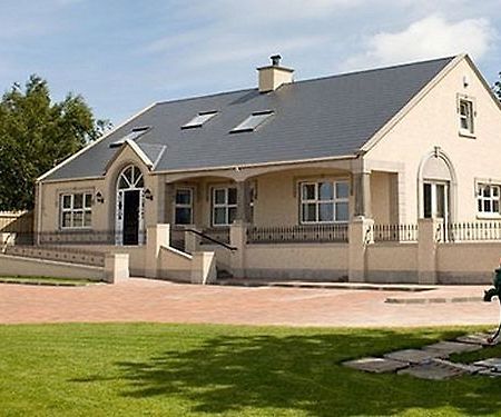 Causeway Lodge Bushmills Extérieur photo